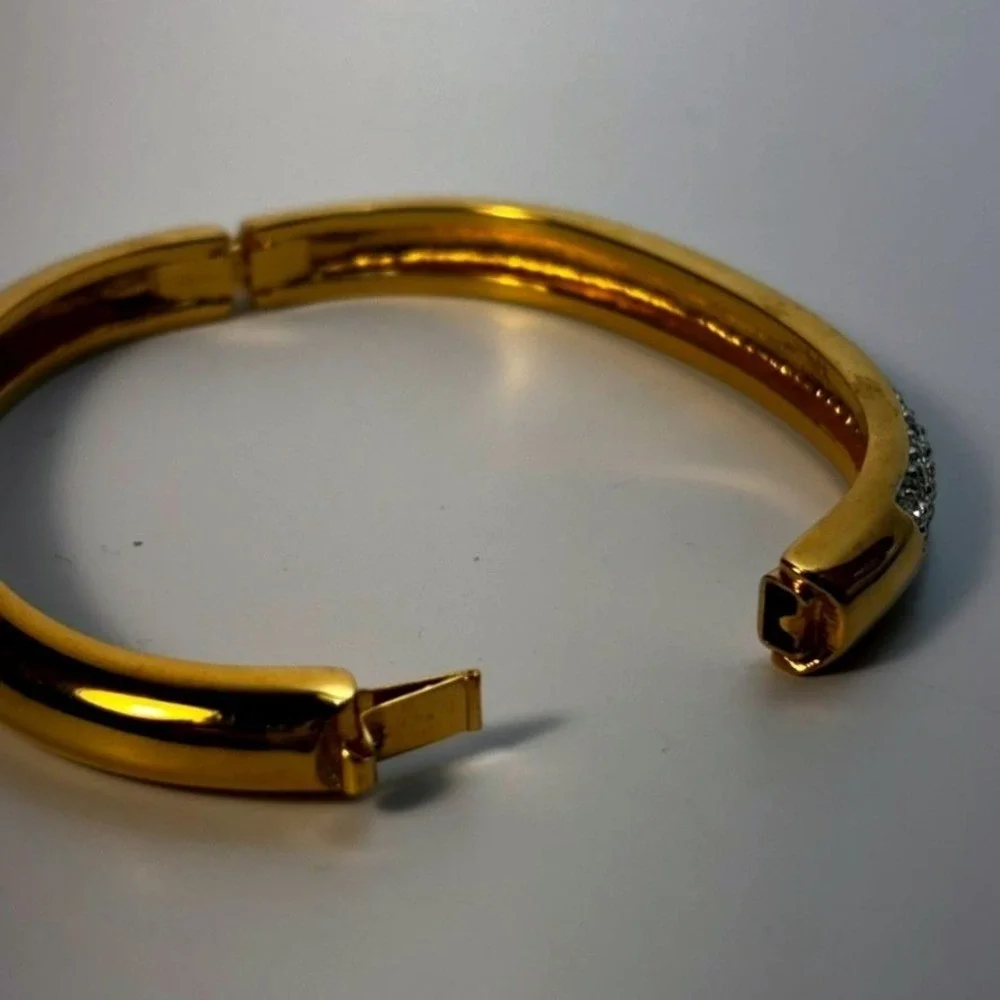 Swarovski Bangle Gold Pave Crystal Hinge Oval Bracelet - Picture 5 of 16